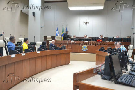 Audiência no TRT entre sindicatos e empresas de ônibus de Salvador - Ba
