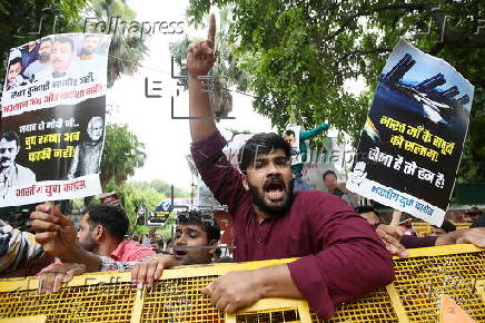 Indian Youth Congress activists stage anti-BJP protest over remarks on Indian military