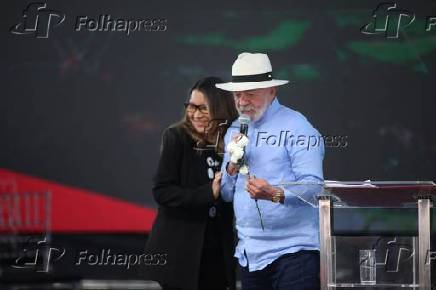 Lula durante encontro de celebração dos avanços do Novo Acordo do Rio Doce (MG)