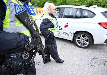 Police check at the Austria-Germany border