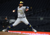 MLB: Milwaukee Brewers at Pittsburgh Pirates