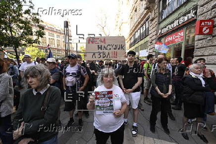 Protest against draft transparency law held in Budapest