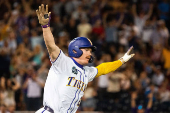 NCAA Baseball: College World Series-Arkansas v LSU