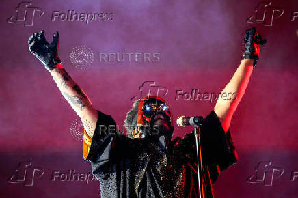 The Weeknd performs at MetLife Stadium in East Rutherford