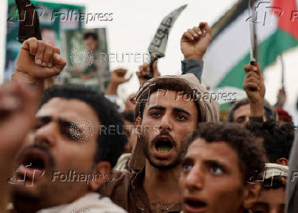 Yemenis rally in Sanaa to show support to Palestinians