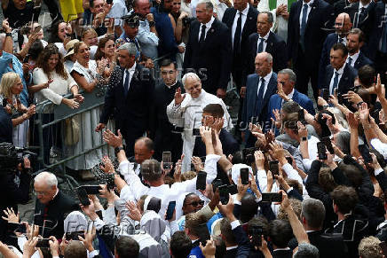 Pope Leo leads the Mass in Castel Gandolfo