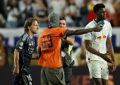 FIFA Club World Cup - Group H - RB Salzburg v Real Madrid