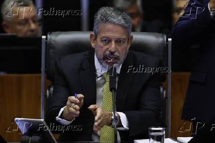 Arthur Lira Preside Votação na Câmara dos Deputados
