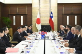 Japan-Chile summit meeting in Tokyo