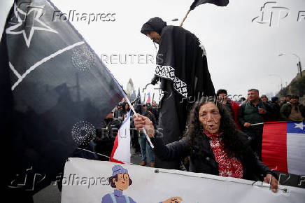 Protest against a law that would increase quotas for industrial fishing companies, in Valparaiso
