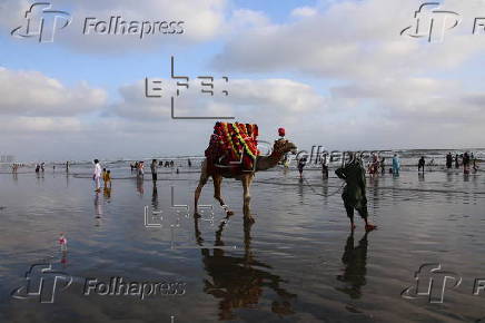 Karachi experiences intense heatwave
