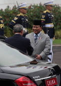 Chinese Premier Li Qiang meets Indonesian President Prabowo Subianto in Jakarta