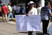 Huelga de transportistas por falta de combustible se cumple solo en una ciudad de Bolivia