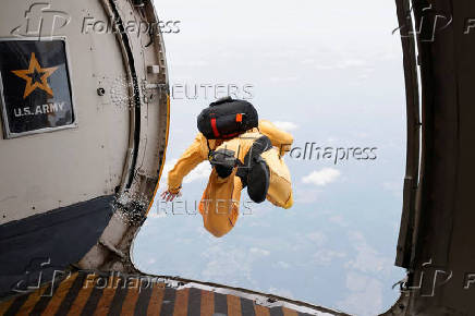 Golden Knights parachute team train in North Carolina before participating in U.S. Army's 250th anniversary celebrations