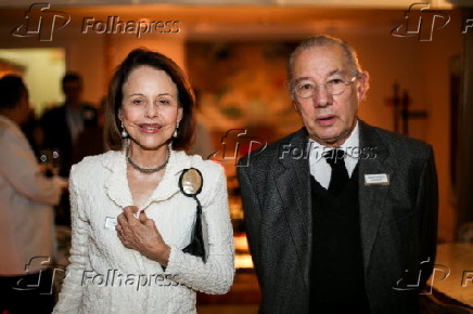Maria Ignez Barbosa e Rubens Barbosa em jantar na casa de Milu Villela