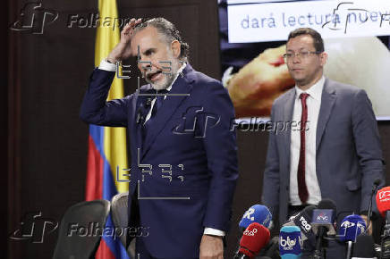 Gobierno dice que convocará consulta popular, si no hay respuesta del Senado colombiano