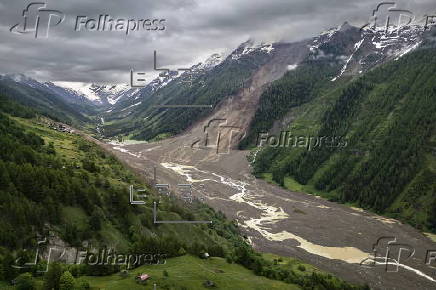Aftermath of Birch Glacier collapse in Switzerland