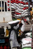 Surging food prices and rising inflation are reshaping Pakistani grocery markets