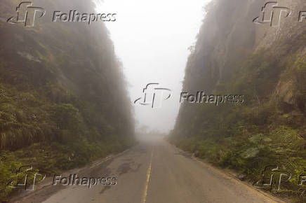 Névoa na Rodovia SC-370 em Urubici