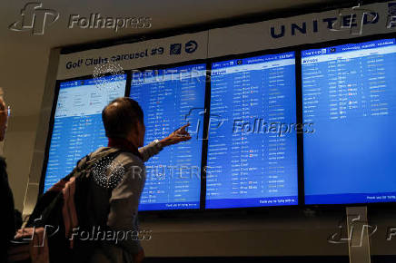 United Airlines system outage grounds flights at Newark Liberty International Airport
