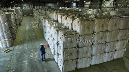FILE PHOTO: More Brazil coffee to China and indirect trades expected with Trump's 50% tariff