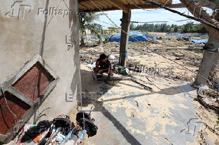 Several dead as Typhoon Kalmaegi batters central Vietnam