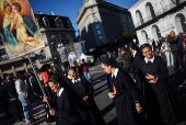Argentinians mourn Pope Francis, in Buenos Aires