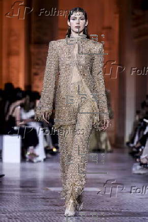 Zuhair Murad - Runway - Paris Fashion Week Haute Couture Fall-Winter 2025/2026