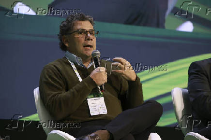 Painel agrobrasil com crescimento sustentável: financiamento e mercado de capitais no 24º congresso brasileiro do agronegócio em são paulo