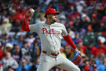 MLB: Philadelphia Phillies at Chicago Cubs