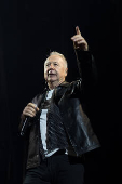 Banda Simple Minds faz show em São Paulo