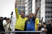 Bolsonaro e o governador de São Paulo, Tarcísio, em ato pela anistia ao 8 de janeiro 