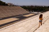 Heatwave hits Athens