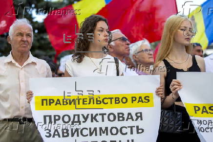 Moldova's Socialist Party supporters protest against government's agricultural policies