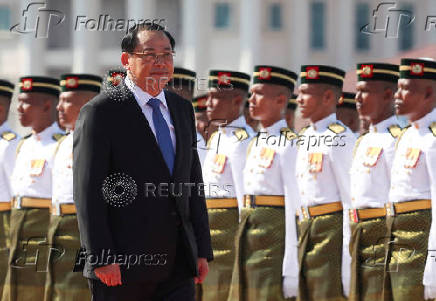 The Prime Minister of Laos met his Malaysian counterpart during his visit to Malaysia