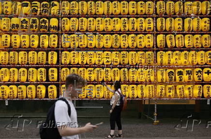 Number of foreign visitors to Japan surpass the 20-million mark in just six months for the first time ever
