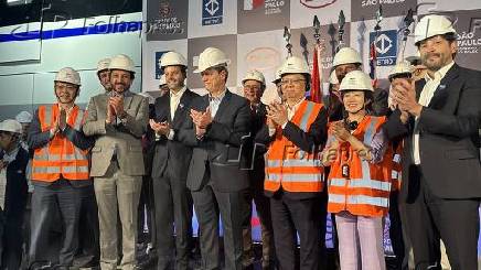Governador Tarcísio Recebe trem e Ônibus da BYD