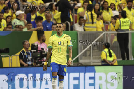 Partida entre brasil contra colomba pelas eliminatórias da copa do mundo em brasília