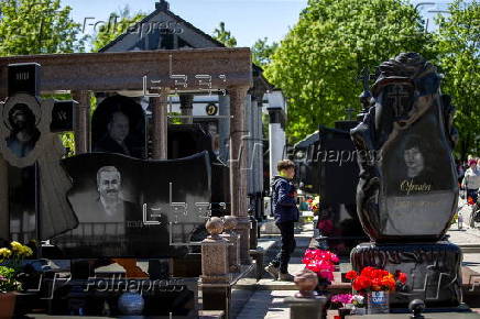 Traditional Easter of the Dead celebration in Chisinau