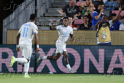 Soccer: Concacaf Gold Cup-Group Stage-El Salvador at Honduras