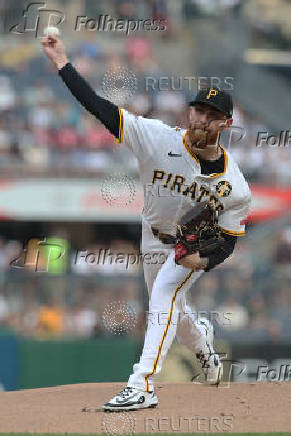 MLB: San Francisco Giants at Pittsburgh Pirates