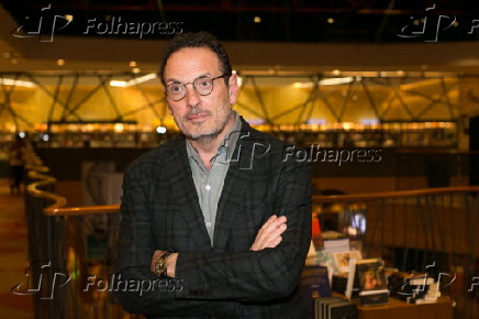 Luiz Schwarcz no lançamento do livro