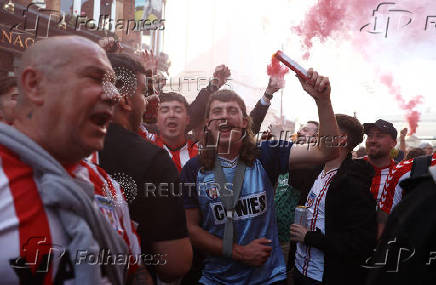 Championship Playoff Final - Fans in London ahead of Sheffield United v Sunderland