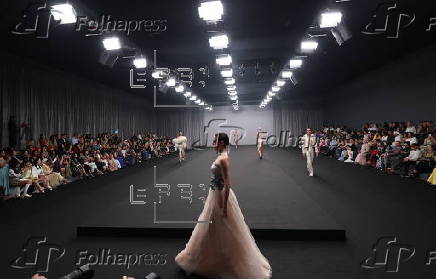 Rizman Ruzaini - Dubai Fashion Week