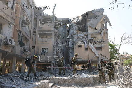 Iran launches wave of retaliatory strikes against Israel
