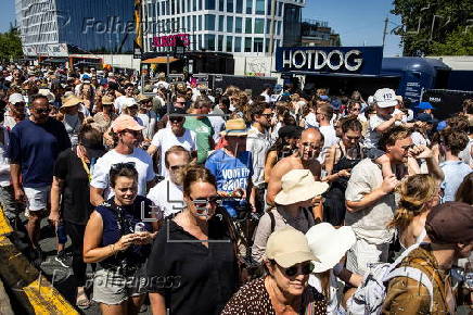 Amsterdam's 750th anniversary celebrations on car-free ring road
