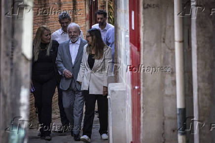 Lula visita favela do Moinho