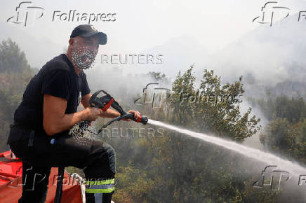 Wildfire burns near Montenegrin beach town