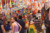 Movimentação na Ladeira Porto Geral - Festas Juninas