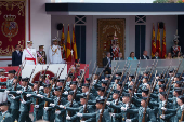 Desfile con motivo del Día de las Fuerzas Armadas 2025